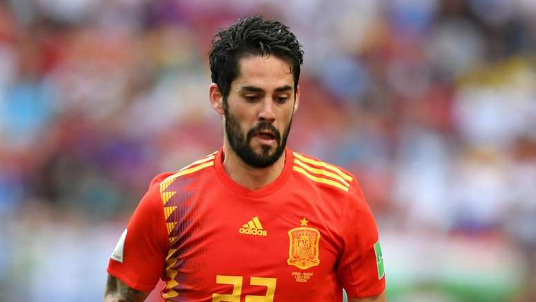 Isco is unhappy with the media. GOAL