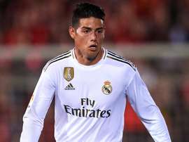 Madrid's James suffers knee injury