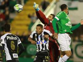 Santos e Chapecoense se enfrentam pela 33ª rodada do Campeonato Brasileiro. Goal