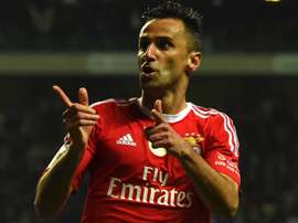 Jonas fica na Luz. Goal
