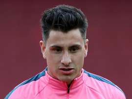 Gimenez picked up a toe injury in the first half. GOAL