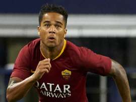 A bela homenagem de Kluivert ao seu ex-companheiro de clube. Goal