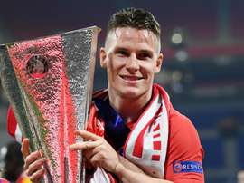 Gameiro looks set to swap Atletico for Valencia. GOAL