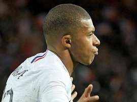 Le milieu de terrain islandais a été marqué par Mbappé. Goal