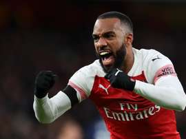Lacazette buteur. Goal