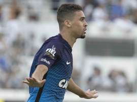 O jovem zagueiro corintiano: Léo Santos. Goal