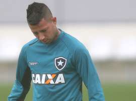 Leo Valencia Botafogo treino 19 07 2017