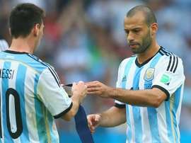 A dupla argentina que também joga junta no Barcelona: leo Messi e Javier Mascherano. Goal
