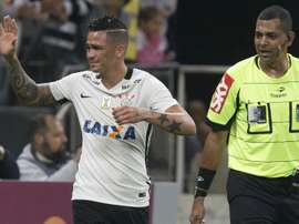 Luciano Corinthians Santa Cruz Brasileirão 25062016