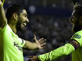 Messi porta il pallone a casa. Goal
