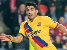 Até Piqué fez mais gols que o atacante. Goal