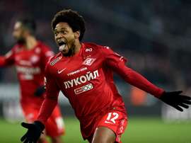 Luiz Adriano descarta transferência para o Internacional. Goal