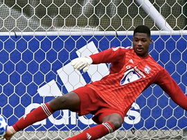 Barcola est international avec le Togo. Goal