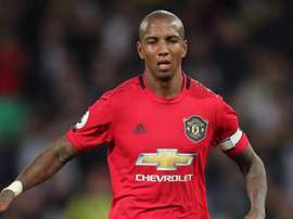 Solskjaer 'annuncia' Young all'Inter. Goal