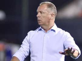 Mano Menezes apontou os erros individuais do Cruzeiro na eliminação da Sul-Americana. Goal