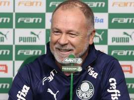 Palmeiras de Mano se especializa no resultado mesmo sem brilho. Goal