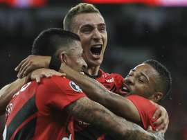 Prováveis onzes de Jorge Wilstermann e Athletico. Goal
