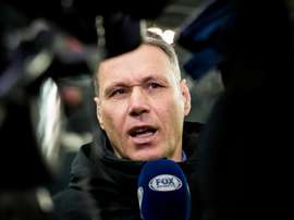 Van Basten préfère Messi à Ronaldo. GOAL