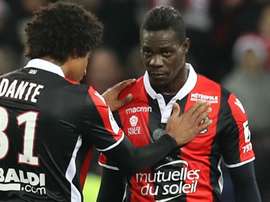 Le club l'a beaucoup aidé selon Dante. GOAL