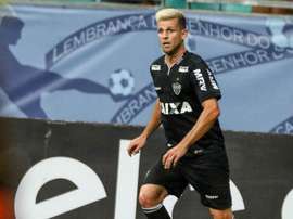 Inter anuncia contratação de Matheus Galdezani