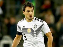 Hummels torce por Neuer e Boateng se recuperarem, mas confia no elenco da Alemanha.