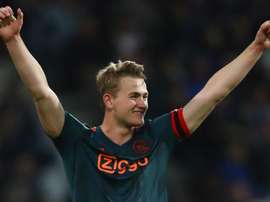 Matthijs de Ligt arrives in Turin