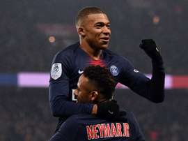 Neymar está na sombra de Mbappé no PSG. Goal