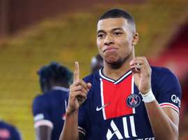 Kylian Mbappé inscrit son 100eme but avec le PSG. goal