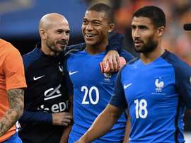 Comment vont jouer les 'Bleus' face au Luxembourg. Goal