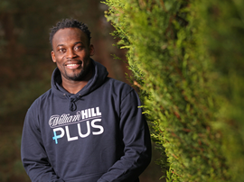Essien recommande aux 'Blues' de prolonger Eden Hazard. Goal