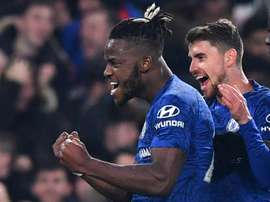 Batshuayi aime Chelsea. Goal