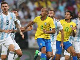 Miranda Marquinhos Icardi Paredes Brasil Argentina. Goal
