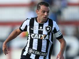 No Botafogo, Montillo precisa chegar mais perto da área para desencantar. Goal