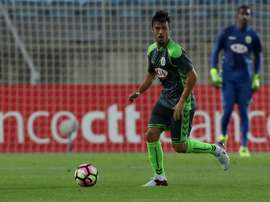 O meio-campista vai jogando no Bonfim, estádio do V. Setúbal. Goal