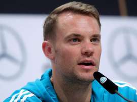 Para Neuer o time que sofreu a derrota para o México deve continuar. Goal