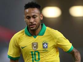 Nova camisa do Brasil tem lançamento adiado por crise do coronavírus