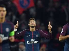 'Rei Ney' esteve de novo em destaque, em mais uma noite 'milionária'. Goal
