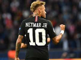 Neymar comando a festa em Paris. Goal