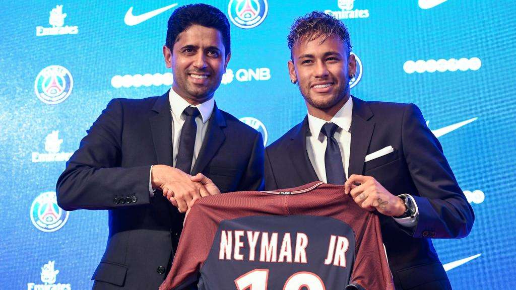 PSG estÃ¡ disposto a vender Neymar e aguarda ofertas, diz jornal.