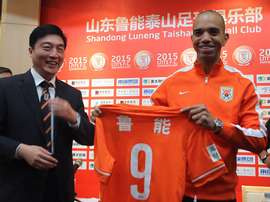 Bom momento do atacante na China. Goal