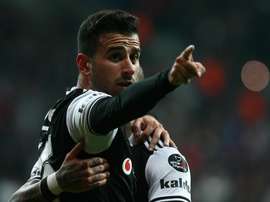 Oguzhan Ozyakup, joueur du Besiktas, lors d'un match de la Ligue turque. AFP