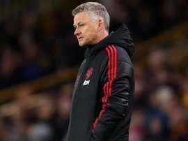 He parks the bus right in front of De Gea – Van Gaal critical of Solskjaer again.
