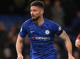 Giroud tells Chelsea to believe in 'almost impossible'