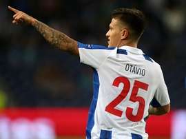 Otávio tem oferta de pré-contrato do Milan. Goal