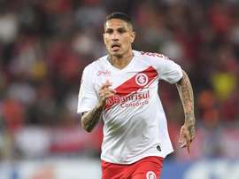 árbitro relata ofensas em expulsão de Paolo Guerrero