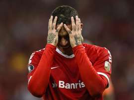 Guererro completa 14 clássicos sem gols. EFE
