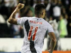 Paulinho sonha com a Europa e prefere CR7 a Messi. Goal