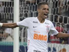 Corinthians já se preparava para a saída de Pedrinho. Goal