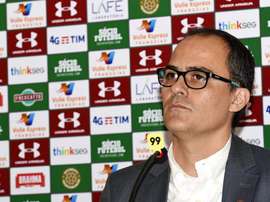 Abad ‘esquece’ de Júlio César em coletiva e diminui chances de impeachment no Fluminense