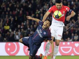 Smartphone in panca per Falcao: monitorava il suo infortunio. Goal